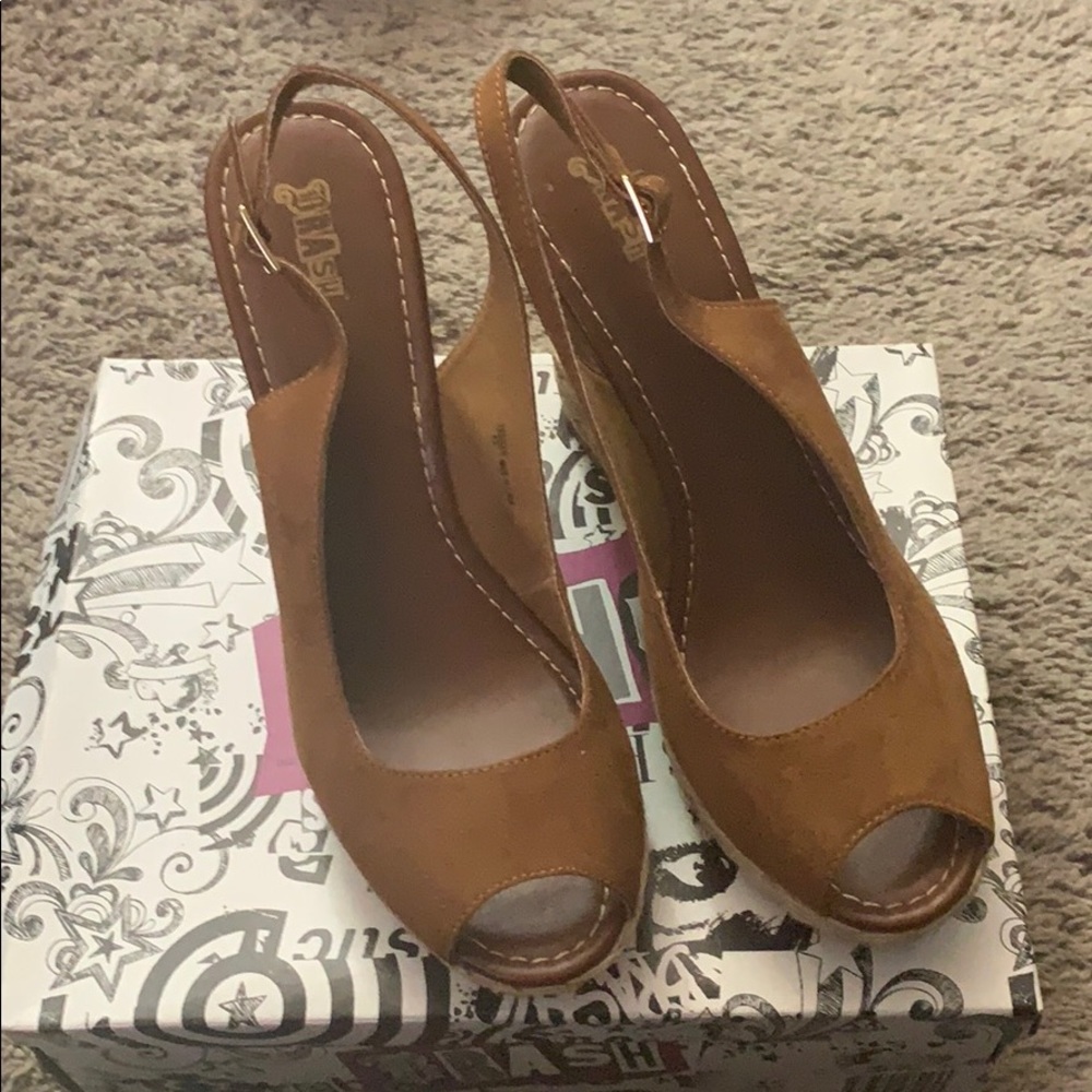 Cognac wedge